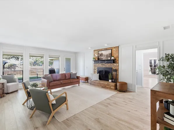 1614 Crested Butte Dr, Lewisville, TX 75077