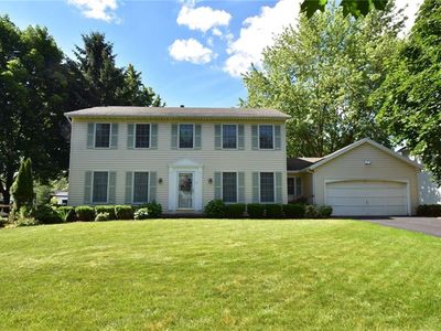 19 Applewood Dr, Rochester, NY, 14612