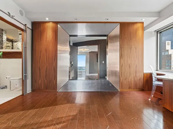 301 West 57th Street image 10 of 18