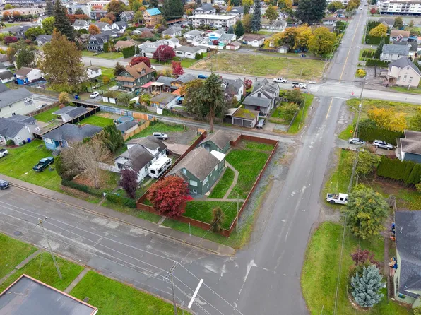 46199 2nd Ave, Chilliwack, BC V2P 1S8