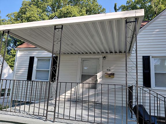 5th image of 916 Carol St