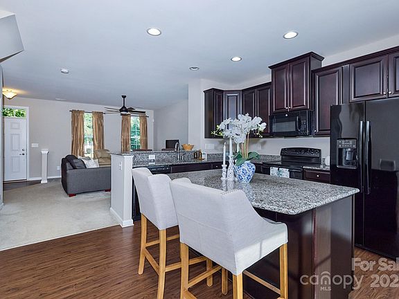 5th image of 6540 Hasley Woods Dr