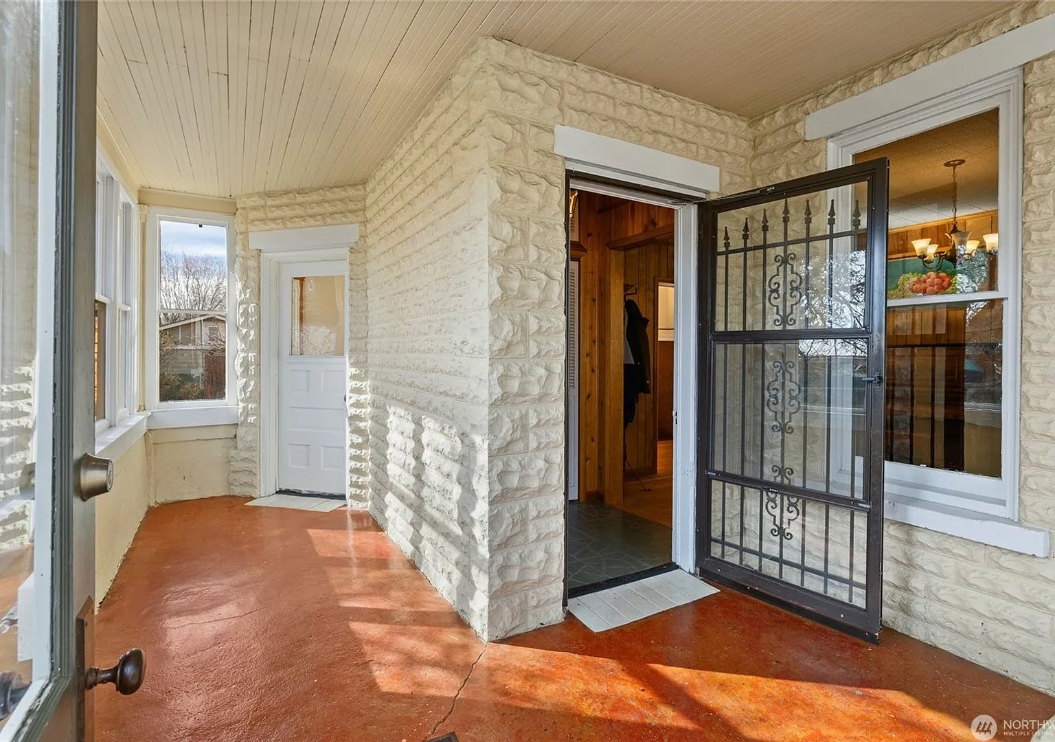 One-of-a-Kind Spacious Home with Beautiful Landscaped Grounds — Photo 4