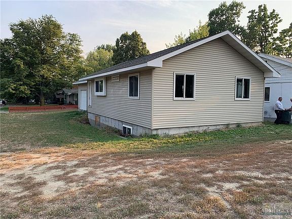 2nd image of 2416 Louise Ln Unit 1 & 2
