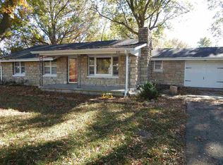 111 Market St, Carbondale, KS 66414
