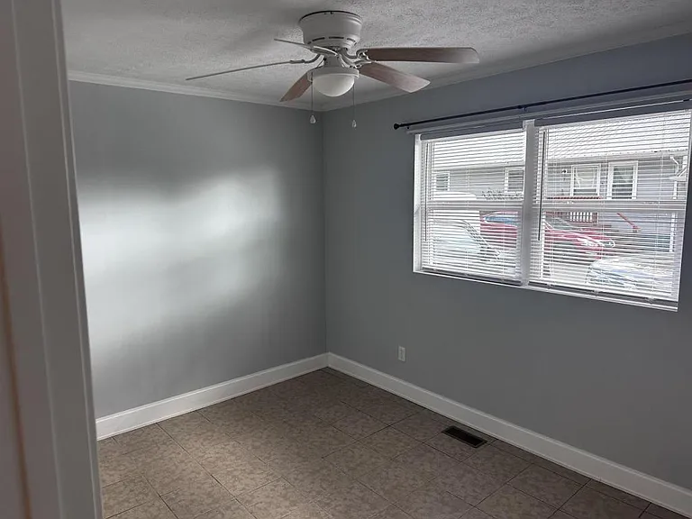 201 Correll Ln #1 — Photo 5
