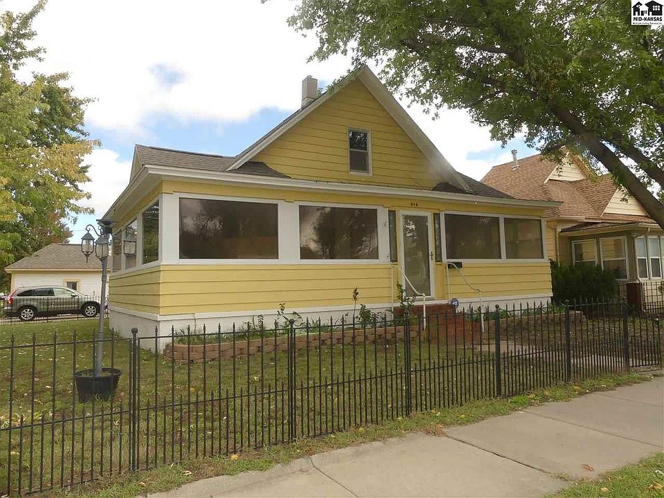 1st image of 814 N Plum St
