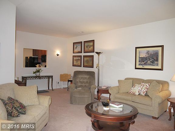 4th image of 9512 Airdrie Ln