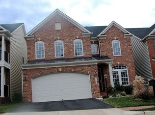 9512 Daniel French St, Lorton, VA 22079