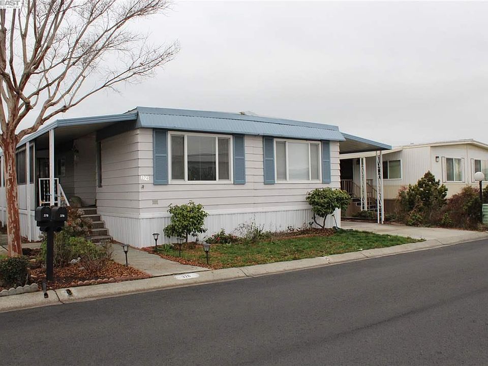 2nd image of 376 Santa Paula