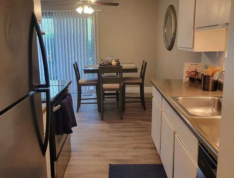Carriage Hill Apartments - Dearborn Heights, MI — Photo 2
