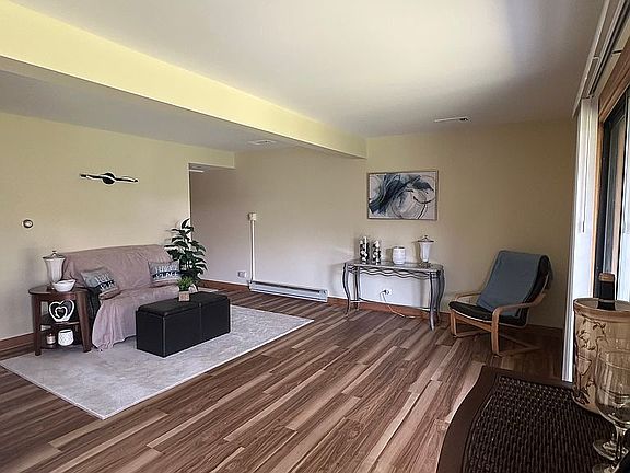 5th image of 53 Oak Hill Colony APT 4