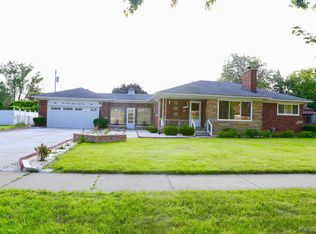 27761 Gail Dr, Warren, MI 48093