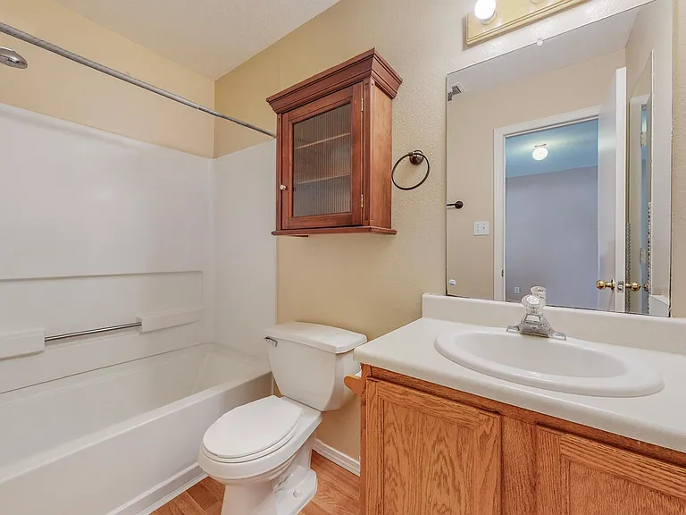10728 Hatch Dr NW — Photo 17