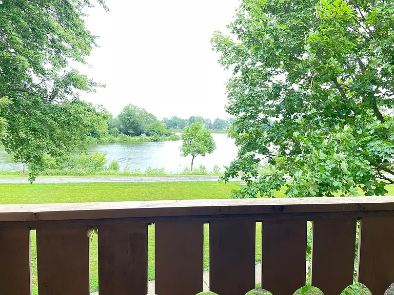 4 Parkside Ct #7 — Photo 4