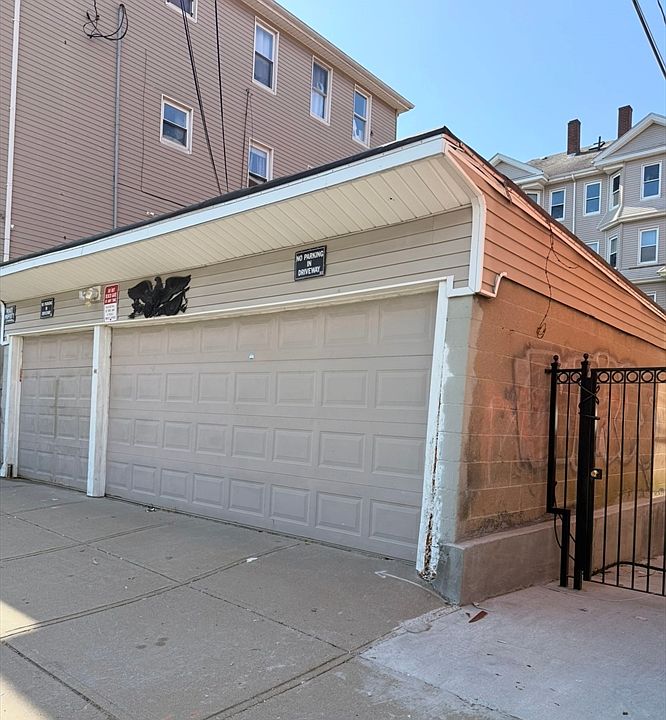 2nd image of 423 Division St