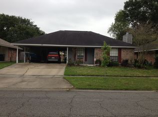 1052 Briarridge Dr, Baton Rouge, LA 70810