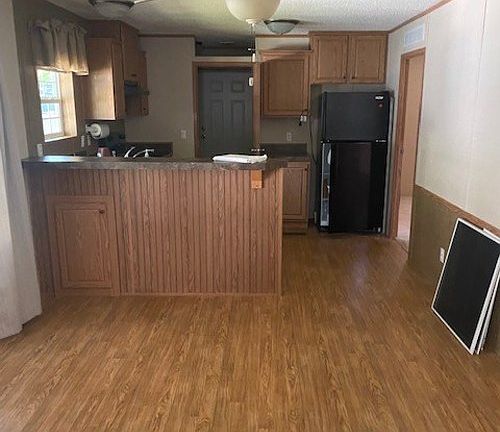 4th image of 2809 Westwood Dr