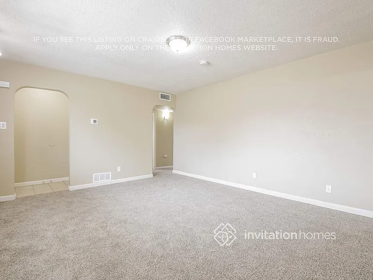 9301 Lillian Ln — Photo 5