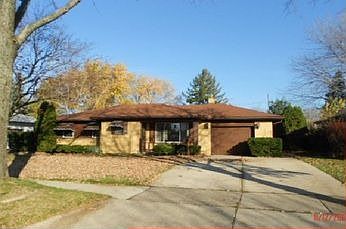 1st image of 16825 Sprenger Ave