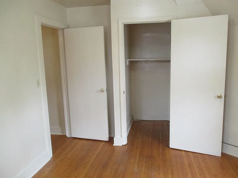 2 Bedroom