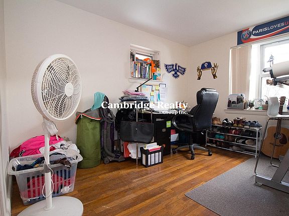 3rd image of 91 Chestnut St #1T