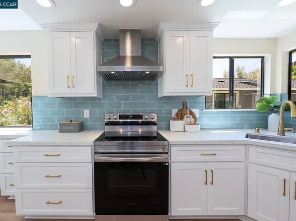2128 Presidio Ct, Danville, CA 94526