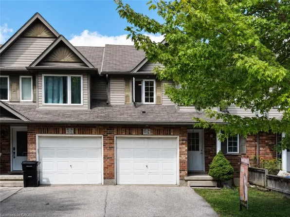 974 Creekside Dr, Waterloo, ON N2V 2W5