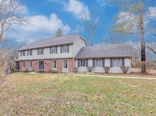 14 Chesterfield Lakes Rd, Chesterfield, MO 63005