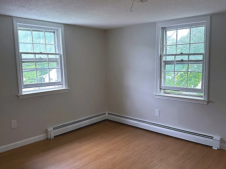 75 Union St — Photo 17