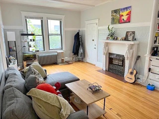 2 bed, 796 sqft, $2,800 — Photo 3
