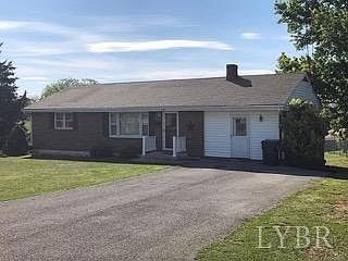 1st image of 902 Maybeury Dr