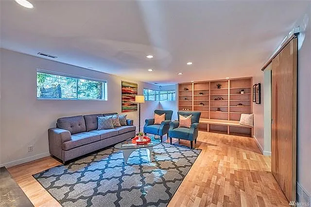 6628 NE 129th St — Photo 6