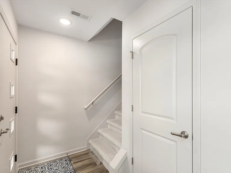 3032 Hydrangea Ln — Photo 3