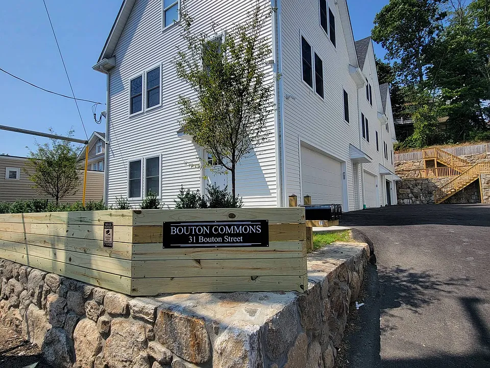 31 Bouton St #C