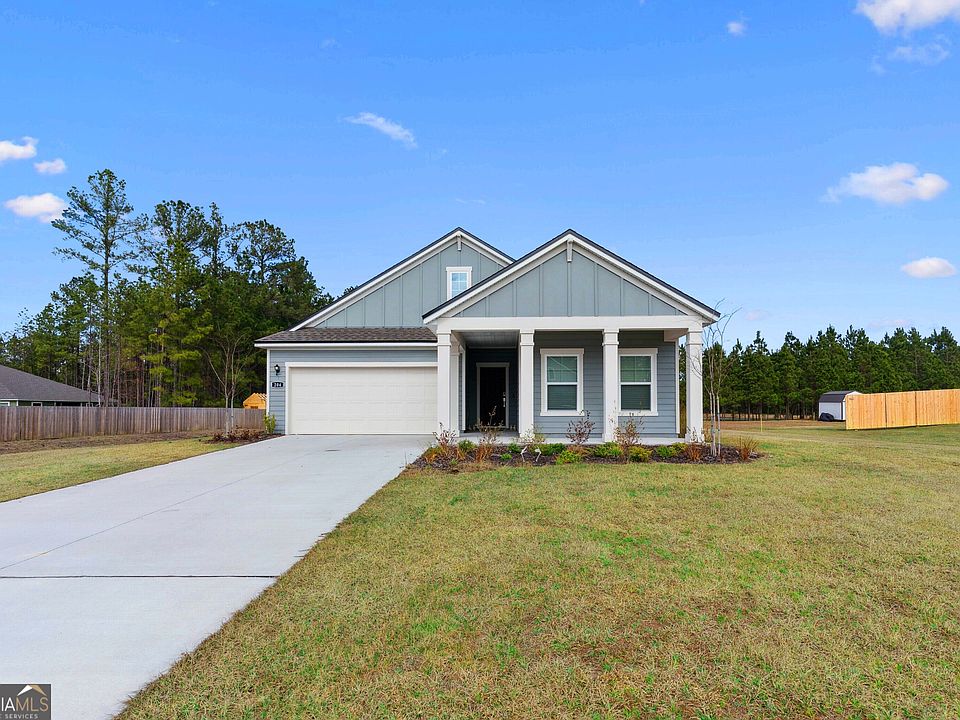 1st image of 204 Park View Ln