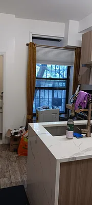 Rented by Downtown Mgt & Realty LLC | media 2