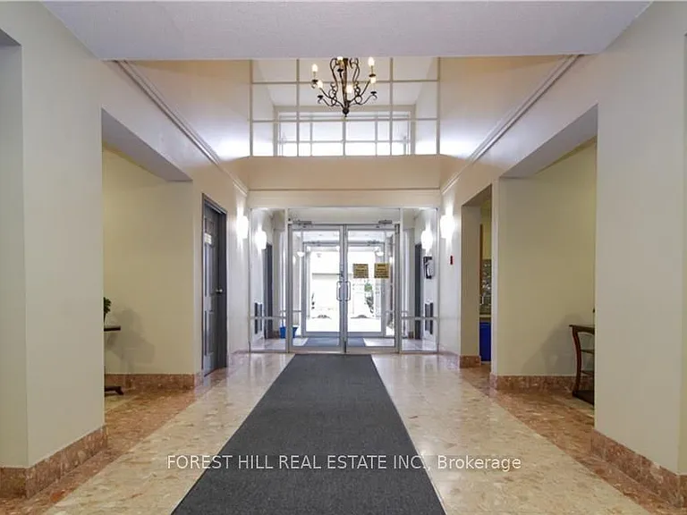 1510 Richmond St N #110 — Photo 3