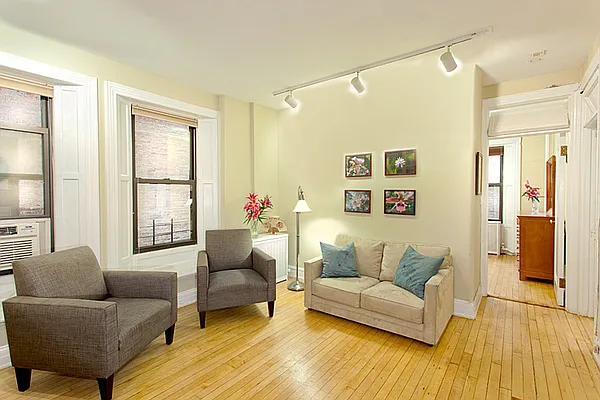 Sold by Brown Harris Stevens | media 28