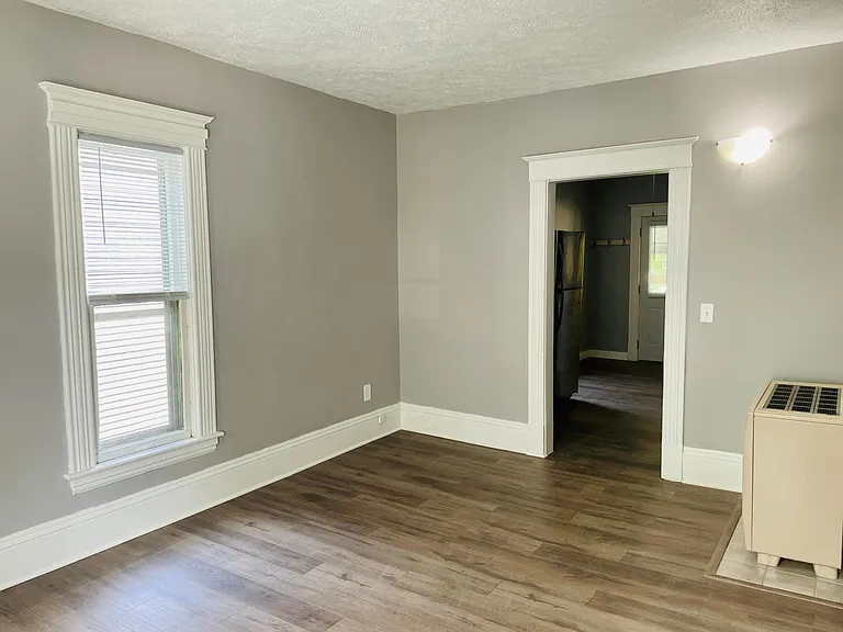 Livingroom (3/3)