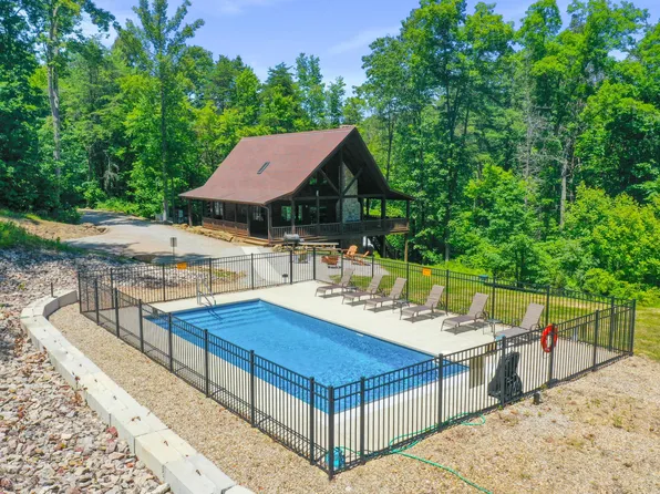 18188 Buckingham Rd, Logan, OH 43138