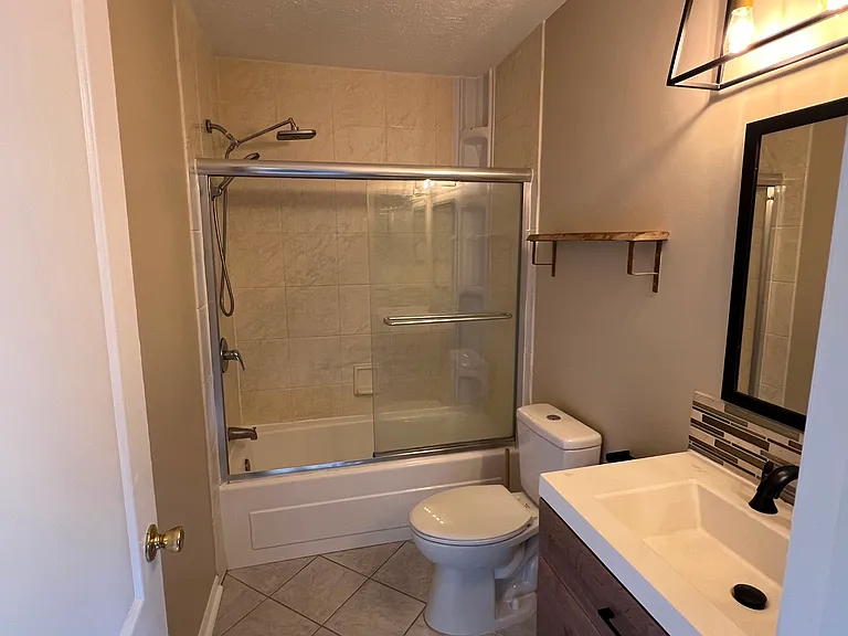 2495 Deerfield Ln — Photo 9