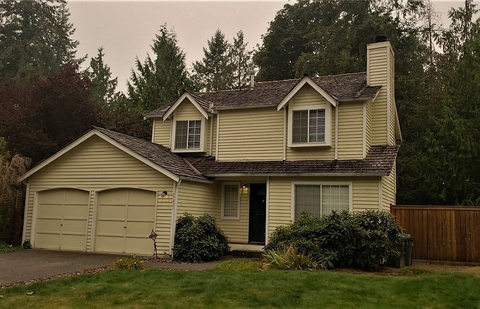 Desirable community and this home backs up to a forest. 