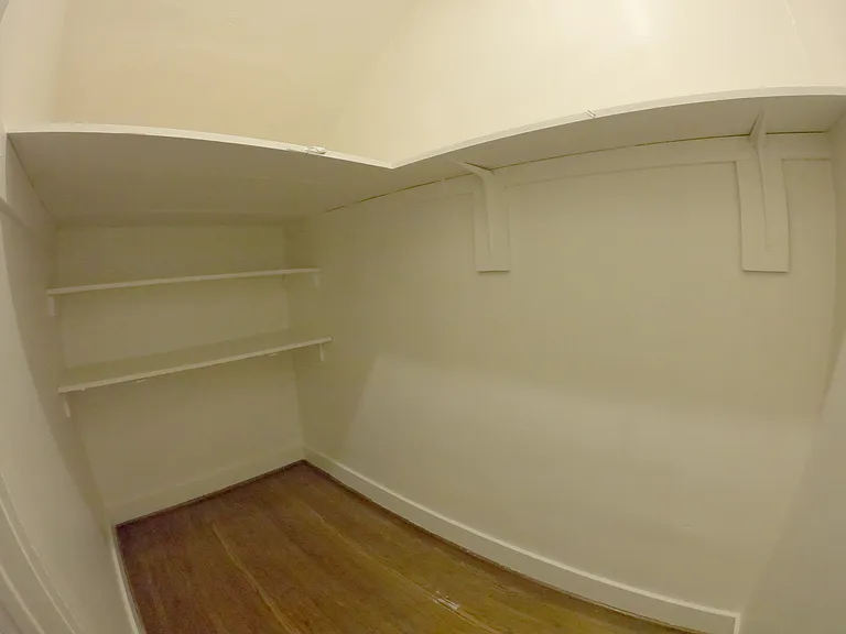 140 S New Hampshire Ave — Photo 15