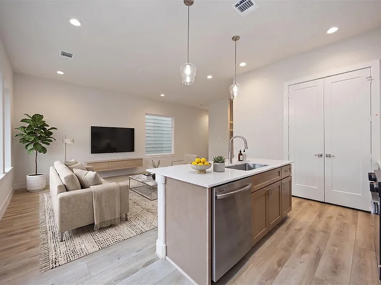 6112 De Campo St — Photo 4