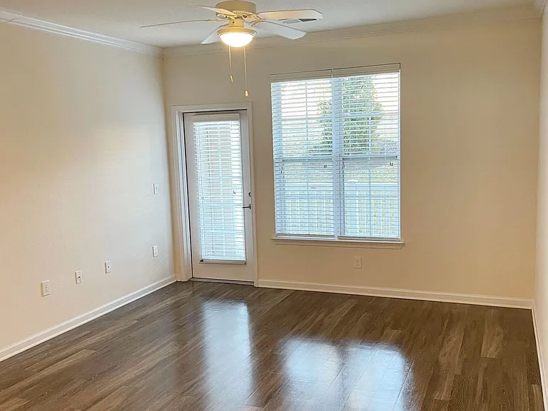 Belmont at Tryon Apartments — Photo 195