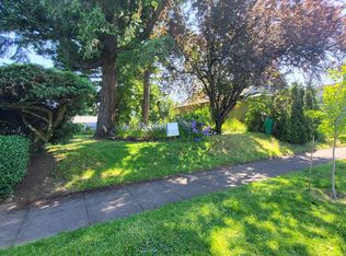 7020 NE Stanton St, Portland, OR 97213