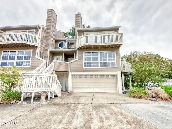 717 Bienville Blvd APT A1, Ocean Springs, MS 39564