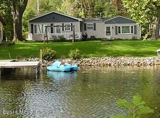 46868 Meadow Ln, Decatur, MI 49045