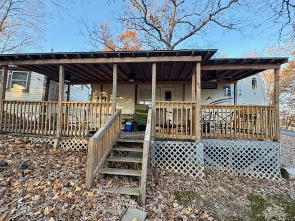 6/11 Woodhaven Dr E, Sublette, IL 61367